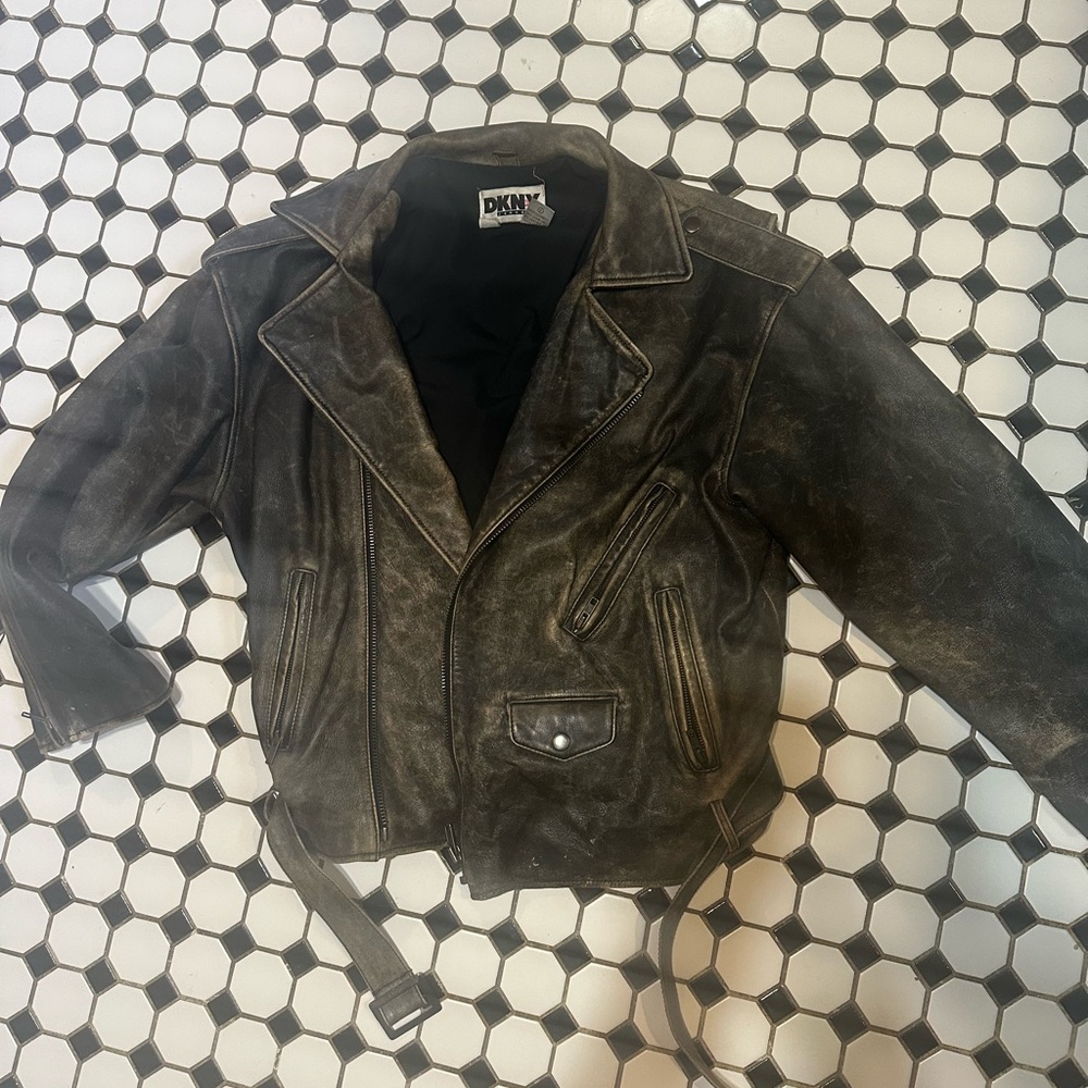 Vintage dkny oversized leather jacket M